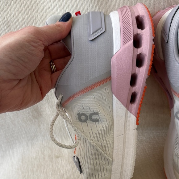 Cloud Nova Flux Sneakers 👟 - Picture 4 of 11